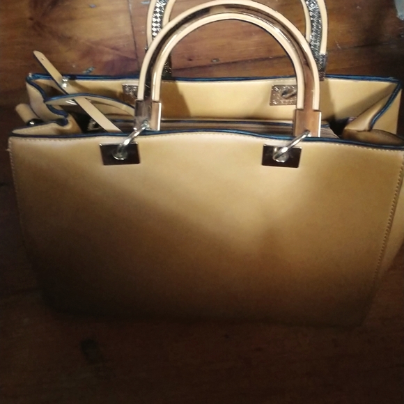 #3 PRICE REDUCEDx3 Vegan Tote Handbag - Picture 2 of 11